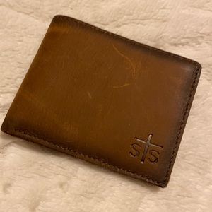 STS Ranchwear distressed bi-fold wallet